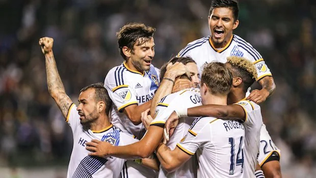 魔术依靠更 魔术依靠更